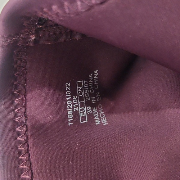 Gorgeous Plum Zara Trafaluc Ankle boots, European size 39 - Picture 6 of 7